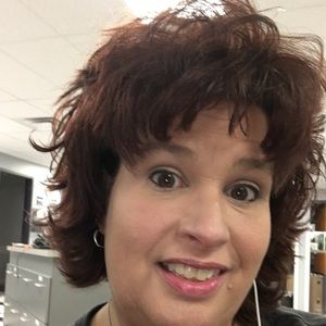 Meet your Posher, Julie